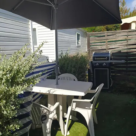Campingplatz Le Paradis Bleu Les Pins Maritimes