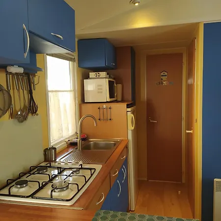 Campingplads Le Paradis Bleu Les Pins Maritimes Hyères