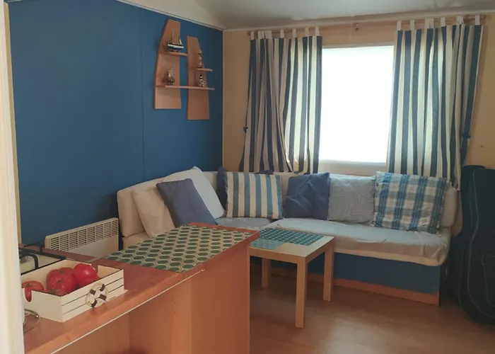 Le Paradis Bleu Les Pins Maritimes Campingplads Hyères